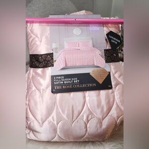 Juicy Couture Pink Quilted Velvet Comforter Set